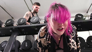 This tranny gym scene is so fucking silly yet hot as fuck!