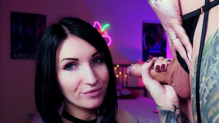 Russian shemale Eva makes tender sex with her girlfriend