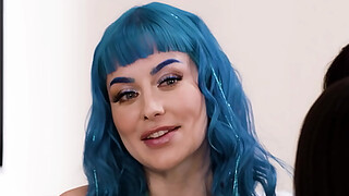 Cheerleaders Trans On Female Success Threesome - Khloe Kay, Jewelz Blu