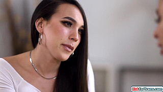 Asian trans Kasey Kei licks interviewer