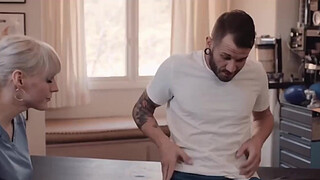 Shemale masseuse massages and fuck the ass of her guy client